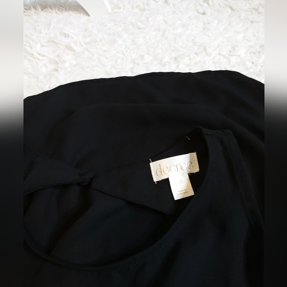 Decree sleeveless black chiffon low open draped back blouse size XS - Picture 5 of 5